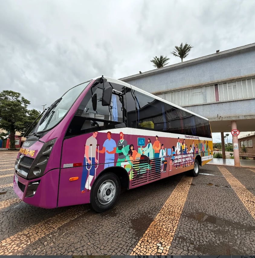 Prefeitura de Ituiutaba recebe micro-ônibus 0km para o transporte de pacientes do TFD