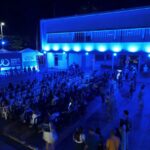 Prédio da prefeitura recebe iluminação da campanha de prevenção ao câncer de intestino